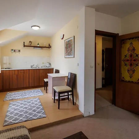 конна база и дворене Pensionat