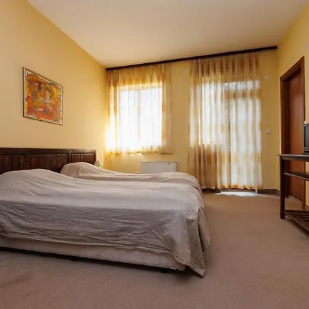 Pensionat конна база и дворене Razlog