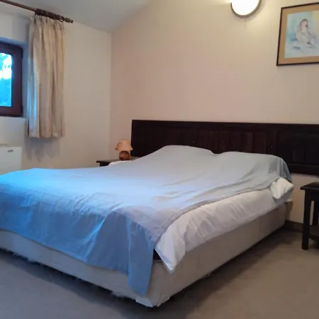 конна база и дворене Pensionat