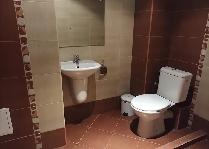 Maison d'hôtes конна база и дворене 3*