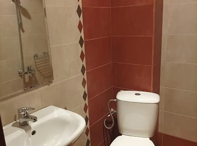 Maison d'hôtes конна база и дворене 3*