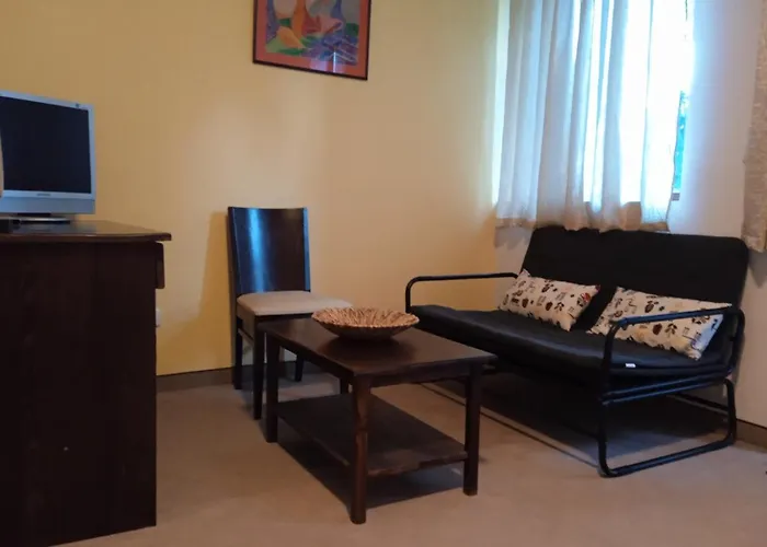 конна база и дворене Maison d'hôtes 3*